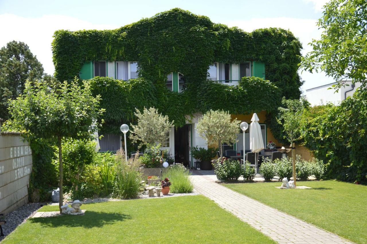 Gaestehaus Schmidt Podersdorf am See Eksteriør bilde